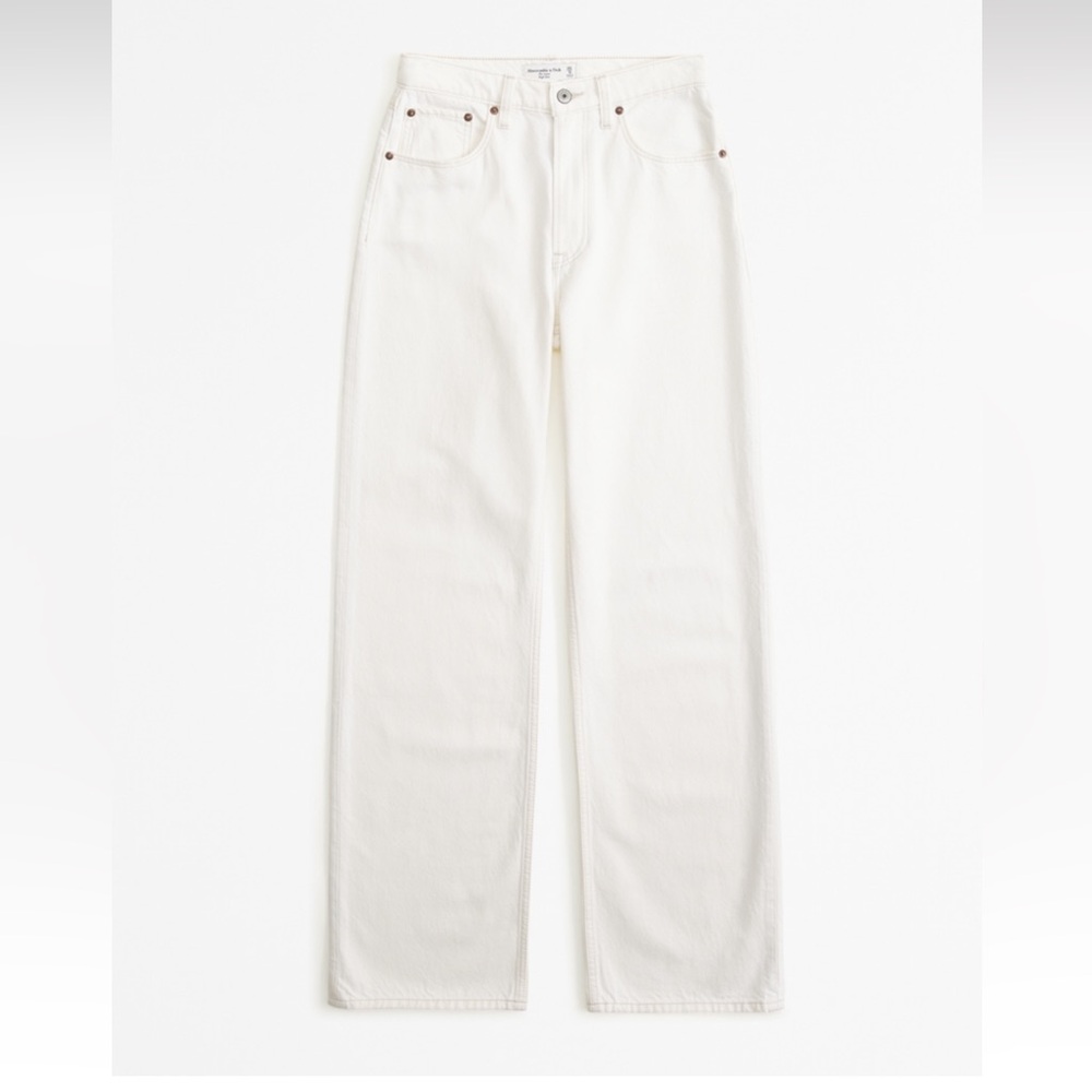 Abercrombie high rise loose Jean in cream